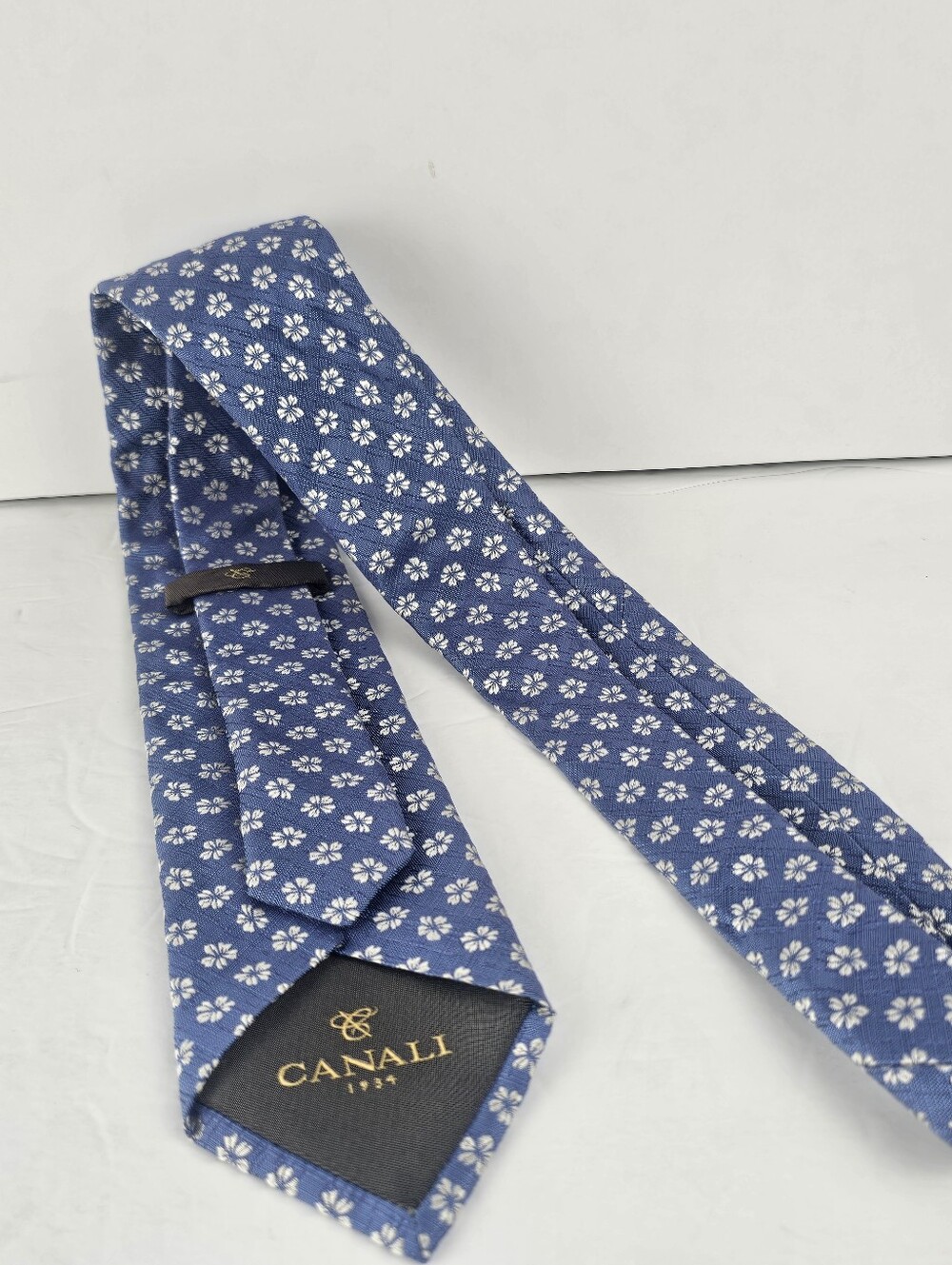 Canali 100% Silk Blue Periwinkle Floral Tie Luxury Made In Italy EUC